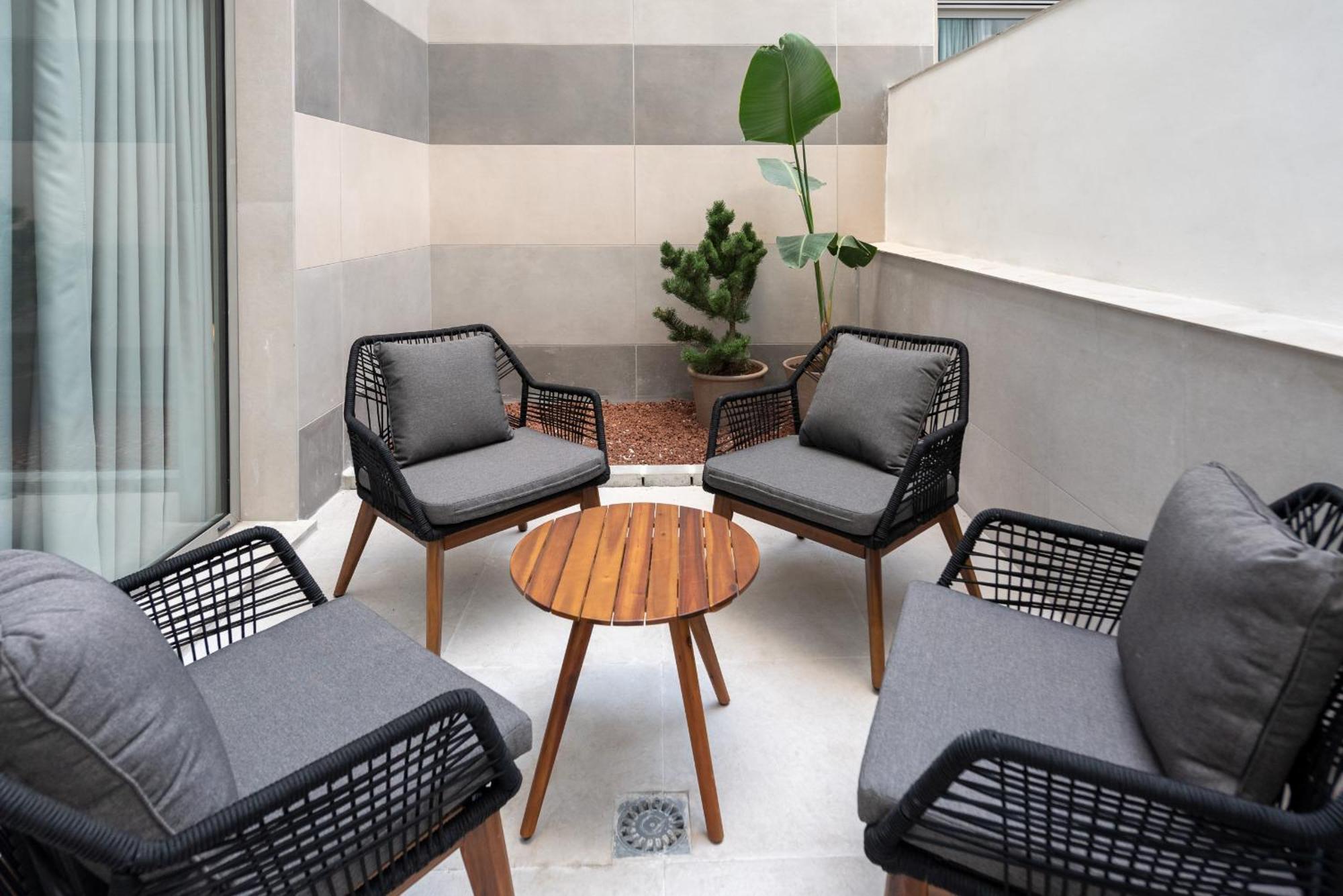 Dorm4You Arena Terraza 04 Valencia Eksteriør bilde